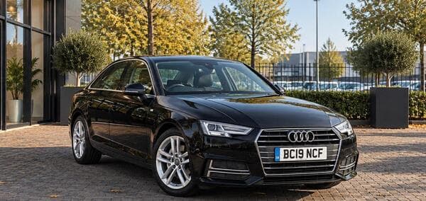 2019 Audi A4, photo 2 of 7
