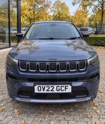 2022 Jeep Compass, photo 2 of 3