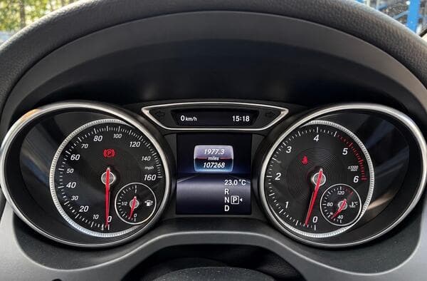 2017 Mercedes CLA, photo 6 of 7