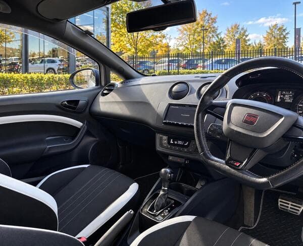 2013 SEAT Ibiza, photo 3 of 3